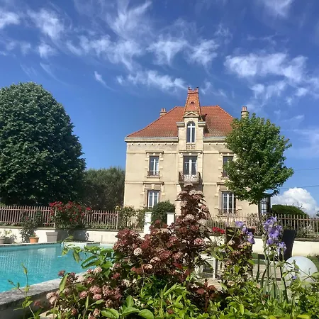 La Maison Campagne Ubytování v soukromí Mably